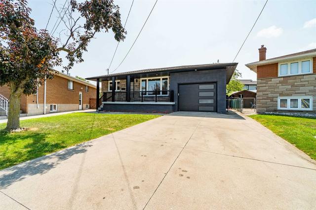 25 Gardenia Crt, House detached with 3 bedrooms, 2 bathrooms and 5 parking in Hamilton ON | Image 1