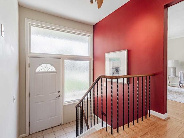 18 Wallingford Rd, House detached with 3 bedrooms, 2 bathrooms and 3 parking in Toronto ON | Image 30