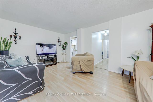 44 - 161 Wickson Tr, Townhouse with 3 bedrooms, 2 bathrooms and 2 parking in Toronto ON | Image 5