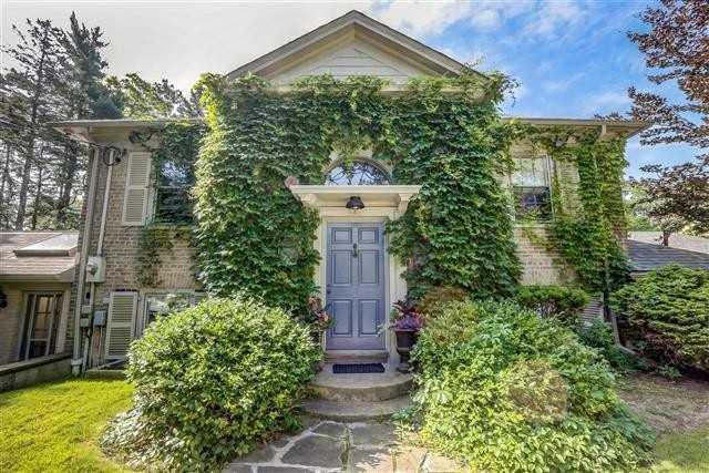 92 North Dr, House detached with 4 bedrooms, 5 bathrooms and 9 parking in Toronto ON | Image 1
