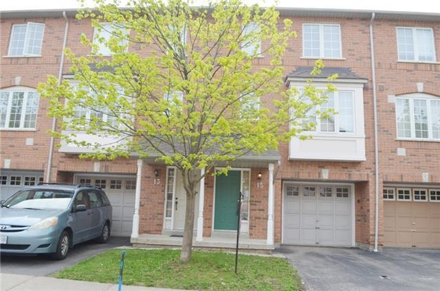 80 Acorn Pl, Townhouse with 3 bedrooms, 2 bathrooms and 1 parking in Mississauga ON | Image 1