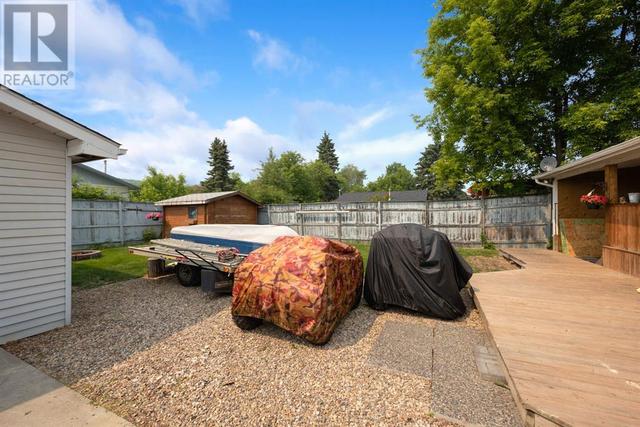 33 Fitzgerald Avenue, House detached with 3 bedrooms, 2 bathrooms and 6 parking in Wood Buffalo AB | Image 25