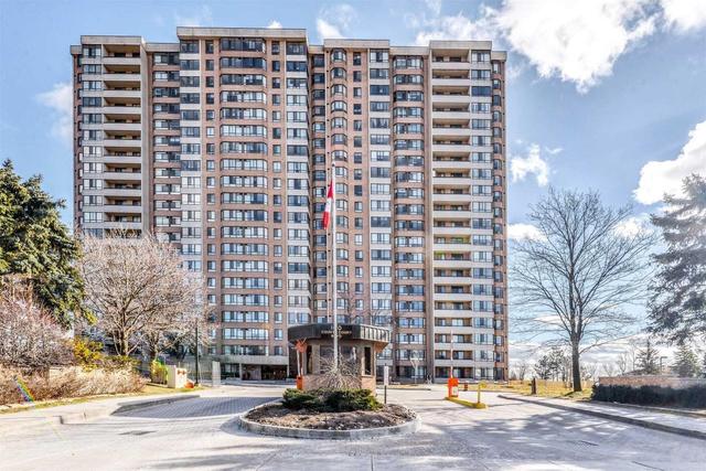 1901 - 100 County Court Blvd, Condo with 2 bedrooms, 2 bathrooms and 1 parking in Brampton ON | Image 1