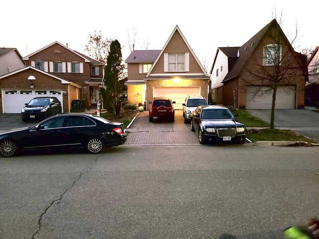 36 Hallen Rd, House detached with 4 bedrooms, 4 bathrooms and 4 parking in Brampton ON | Image 1
