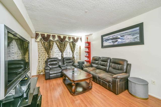 104 - 200 Lotherton Pkwy, Condo with 4 bedrooms, 1 bathrooms and 1 parking in Toronto ON | Image 36