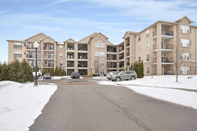 305 - 1380 Main St E, Condo with 1 bedrooms, 1 bathrooms and 1 parking in Milton ON | Image 1