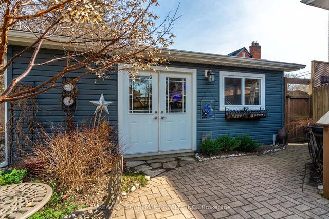 19 Frederick St, House detached with 3 bedrooms, 2 bathrooms and 3 parking in Brantford ON | Image 31