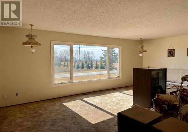 815059 Rge Rd 31, House detached with 4 bedrooms, 2 bathrooms and 20 parking in Fairview No. 136 AB | Image 6