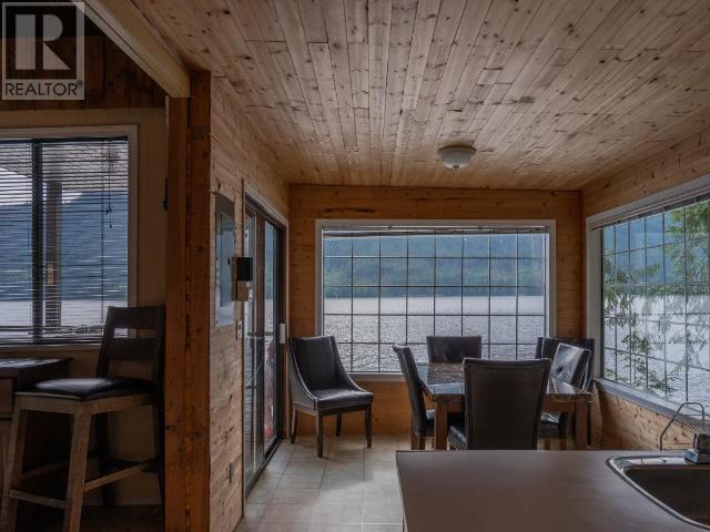 9302 Powell Lake, House detached with 3 bedrooms, 1 bathrooms and null parking in Powell River B BC | Image 25