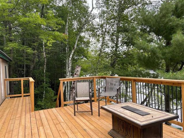 10597 Wao Black Lake, House detached with 3 bedrooms, 1 bathrooms and 0 parking in Minden Hills ON | Image 2
