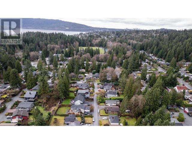 1943 Panorama Drive, House detached with 2 bedrooms, 1 bathrooms and 2 parking in North Vancouver BC | Image 33