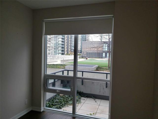 403 - 4011 Brickstone Mews, Condo with 1 bedrooms, 1 bathrooms and 1 parking in Mississauga ON | Image 3