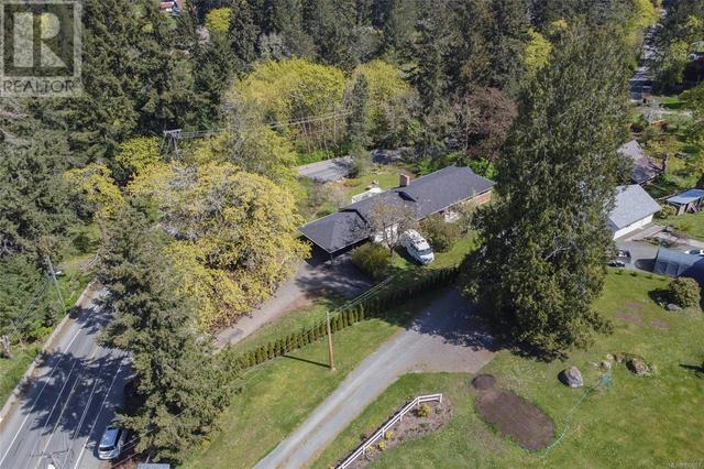 1176 Maple Bay Rd, House detached with 3 bedrooms, 3 bathrooms and 6 parking in North Cowichan BC | Image 56