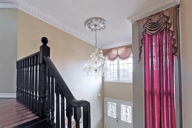 81 Eastvale Dr, House detached with 4 bedrooms, 6 bathrooms and 5 parking in Markham ON | Image 10