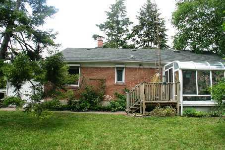 866 Ribston Rd, House detached with 3 bedrooms, 2 bathrooms and 4 parking in Mississauga ON | Image 7