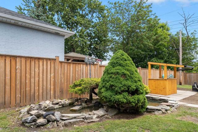1345 Augustine Dr, House detached with 3 bedrooms, 3 bathrooms and 6 parking in Burlington ON | Image 24