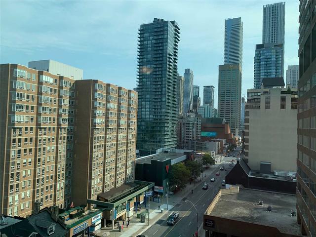 1001 - 942 Yonge St, Condo with 2 bedrooms, 2 bathrooms and 1 parking in Toronto ON | Image 5