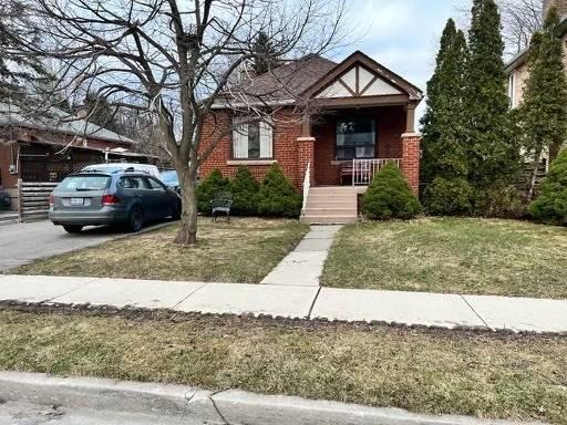 15 Twenty Fifth St, House detached with 2 bedrooms, 2 bathrooms and 4 parking in Toronto ON | Image 1