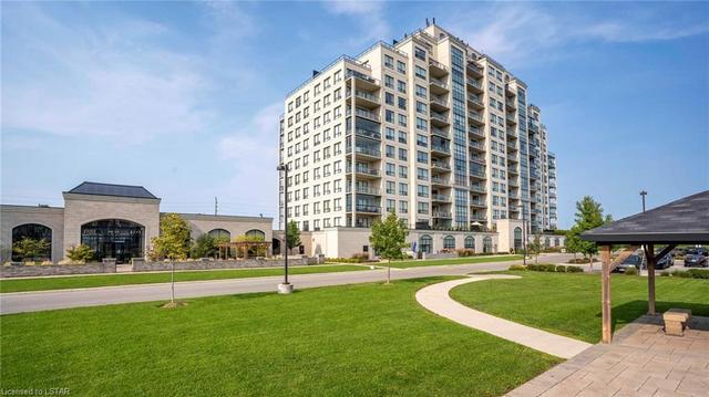 1013 - 240 Villagewalk Boulevard, House attached with 2 bedrooms, 1 bathrooms and 2 parking in London ON | Image 10