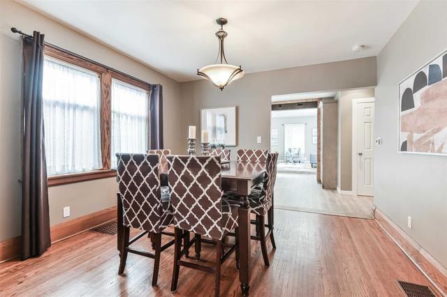 13 Lippincott St W, House detached with 3 bedrooms, 3 bathrooms and 4 parking in Toronto ON | Image 33