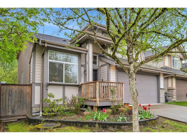 9542 218 Street, House detached with 4 bedrooms, 4 bathrooms and 4 parking in Langley BC | Image 2
