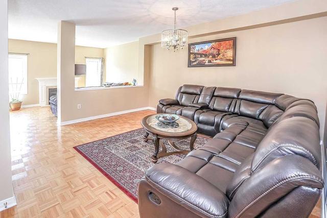 3 Mount Pleasant Ave, House detached with 3 bedrooms, 4 bathrooms and 2 parking in Whitby ON | Image 32