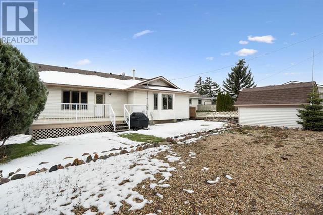 706 Royal Drive, House detached with 4 bedrooms, 2 bathrooms and 4 parking in Trochu AB | Image 38