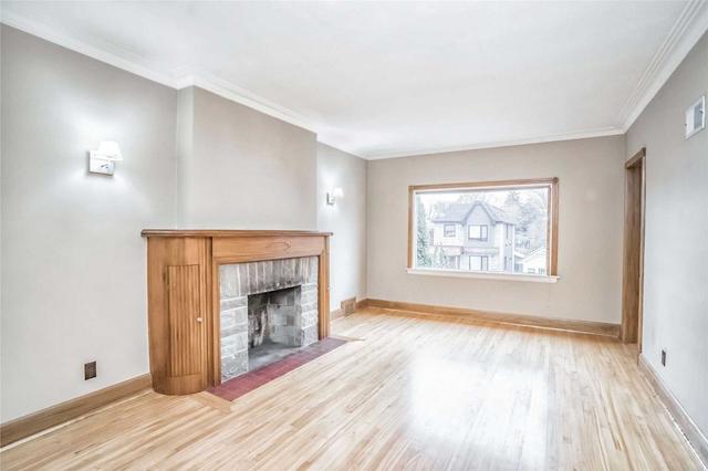 37 Beresford Ave, House detached with 2 bedrooms, 1 bathrooms and 1 parking in Toronto ON | Image 18