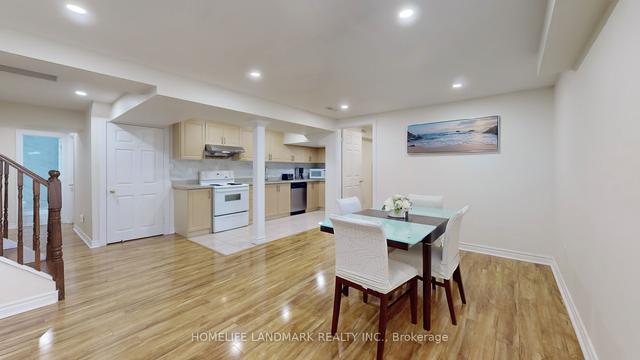 128 Kingston Rd, House detached with 4 bedrooms, 4 bathrooms and 4 parking in Newmarket ON | Image 26