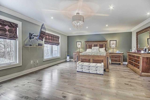 80 Lynnhaven Rd, House detached with 5 bedrooms, 4 bathrooms and 4 parking in Toronto ON | Image 11