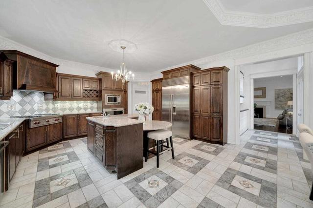 180 Westridge Dr, House detached with 4 bedrooms, 5 bathrooms and 10 parking in Vaughan ON | Image 4