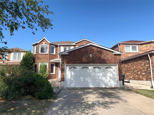 3489 Copernicus Dr, House detached with 4 bedrooms, 3 bathrooms and 4 parking in Mississauga ON | Image 1