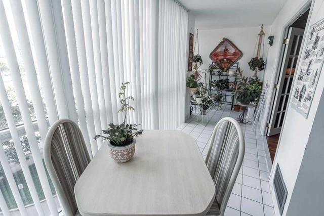 505 - 350 Webb Dr, Condo with 2 bedrooms, 2 bathrooms and 2 parking in Mississauga ON | Image 3