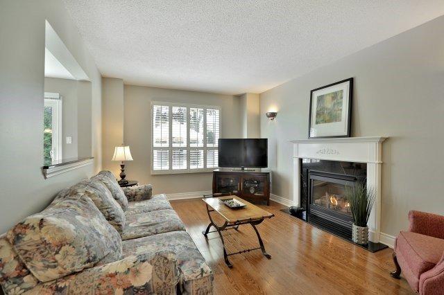 104 Triller Pl, House detached with 3 bedrooms, 3 bathrooms and 4 parking in Oakville ON | Image 7