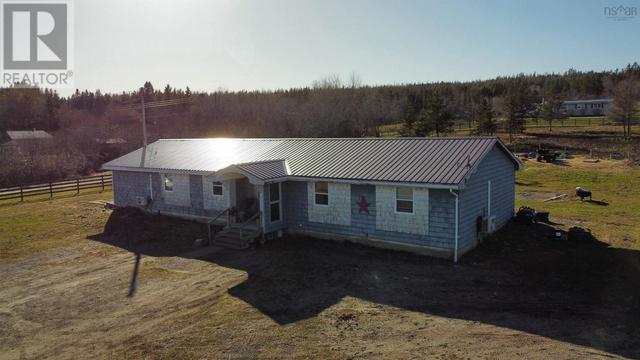 71 Highway 336, House detached with 3 bedrooms, 1 bathrooms and null parking in Halifax NS | Image 1