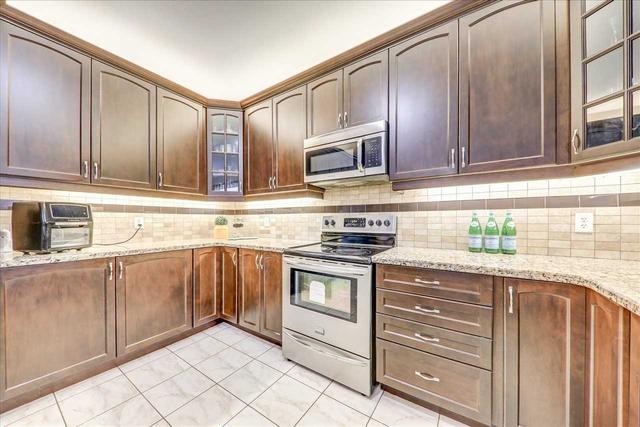 11 Martinau Dr S, House detached with 4 bedrooms, 5 bathrooms and 7 parking in Markham ON | Image 5
