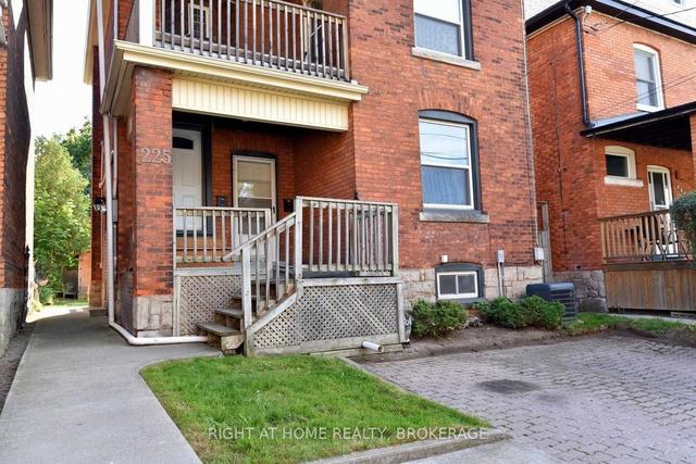 225 Homewood Ave, House detached with 4 bedrooms, 4 bathrooms and 2 parking in Hamilton ON | Image 36