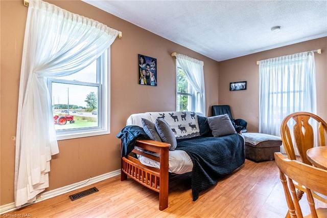 8972 Thorold Stone Road, House detached with 3 bedrooms, 3 bathrooms and 12 parking in Niagara Falls ON | Image 28