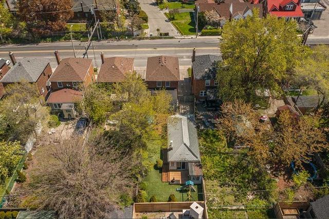 6 Don Mills Rd, House detached with 3 bedrooms, 2 bathrooms and 4 parking in Toronto ON | Image 30