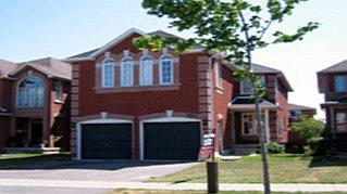 7211 Spyglass Cres, House detached with 4 bedrooms, 4 bathrooms and null parking in Mississauga ON | Image 1