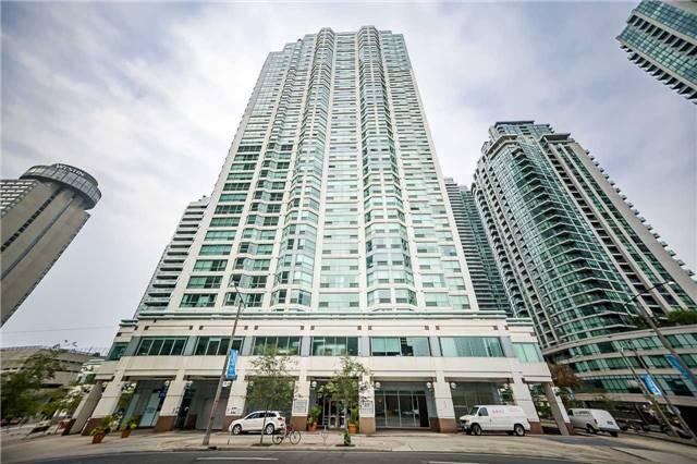 Sph3409 - 10 Yonge St, Condo with 1 bedrooms, 2 bathrooms and 1 parking in Toronto ON | Image 1