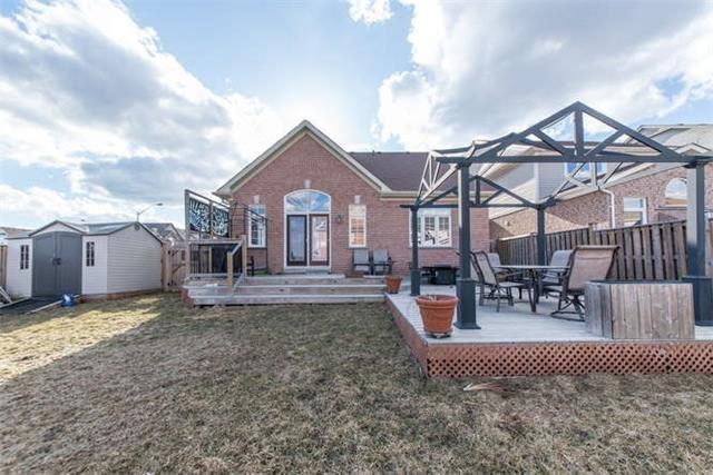 80 Hockley Ave, House detached with 2 bedrooms, 3 bathrooms and 4 parking in Clarington ON | Image 18