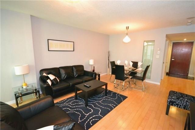 1004 - 263 Wellington St W, Condo with 1 bedrooms, 1 bathrooms and 1 parking in Toronto ON | Image 5