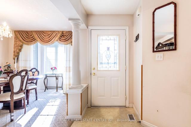 11 Somerset Glen, House attached with 2 bedrooms, 4 bathrooms and 2 parking in Guelph ON | Image 12