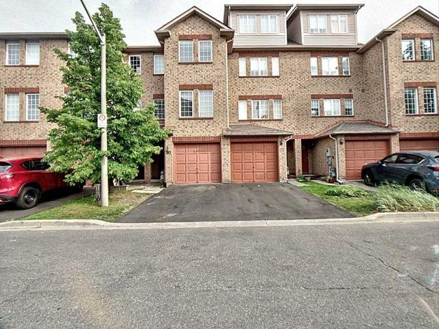 50 Spadina Rd, Townhouse with 4 bedrooms, 3 bathrooms and 2 parking in Brampton ON | Image 1