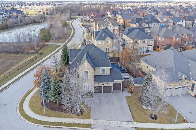 73 Louvain Dr, House detached with 4 bedrooms, 4 bathrooms and 7 parking in Brampton ON | Image 12