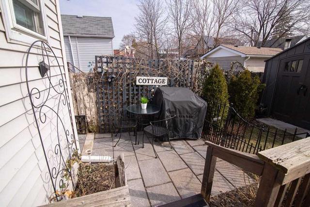 13 East 31st St, House detached with 2 bedrooms, 1 bathrooms and 0 parking in Hamilton ON | Image 24