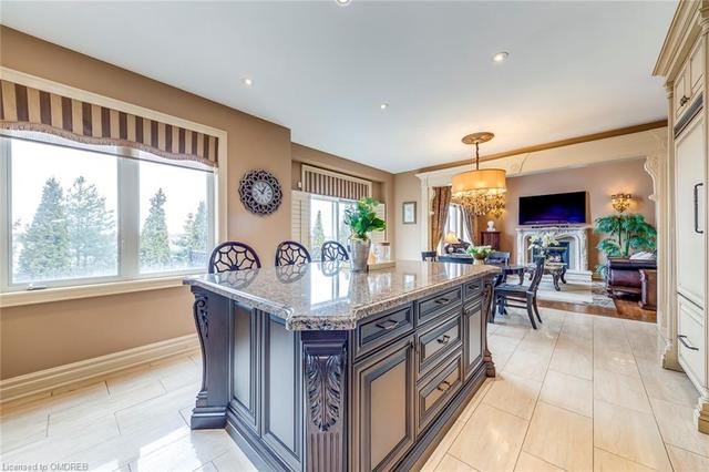 2379 Darlington Trail, House detached with 4 bedrooms, 4 bathrooms and 4 parking in Oakville ON | Image 11