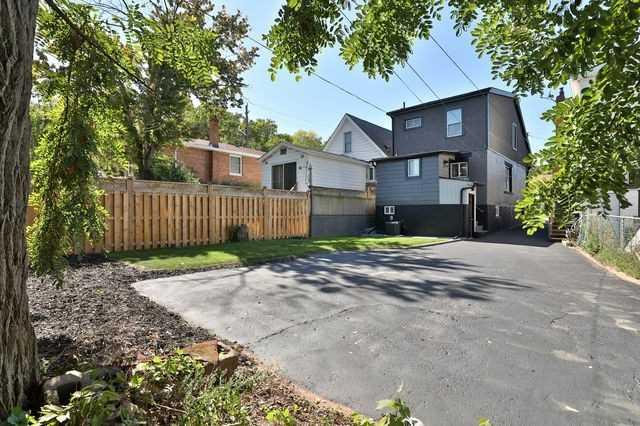 281 Ottawa St S, House detached with 3 bedrooms, 3 bathrooms and 2 parking in Hamilton ON | Image 21
