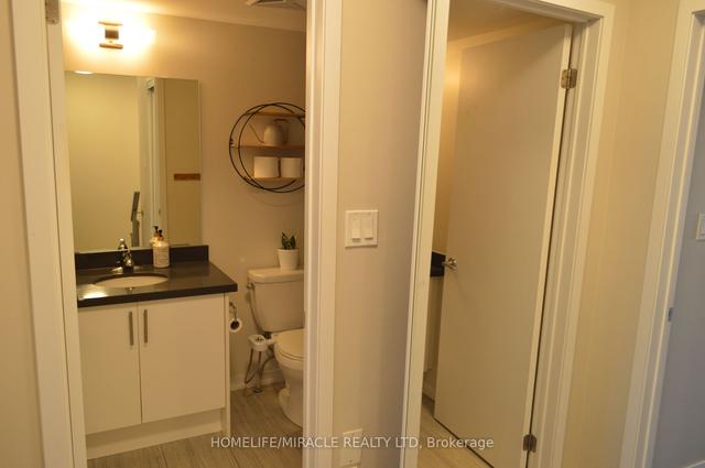 e 10 - 26 Bruce St N, Townhouse with 2 bedrooms, 2 bathrooms and 1 parking in Vaughan ON | Image 21